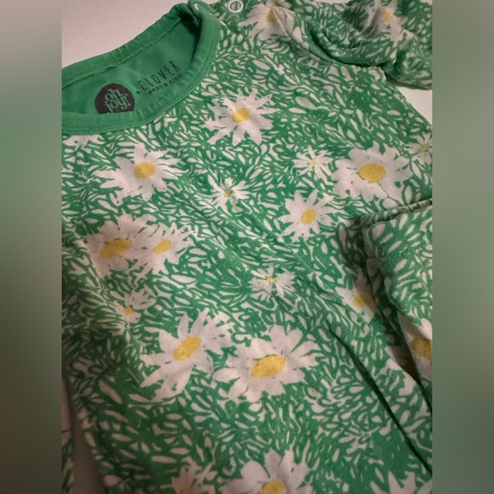 Clover Pjs - Picture 3 of 3
